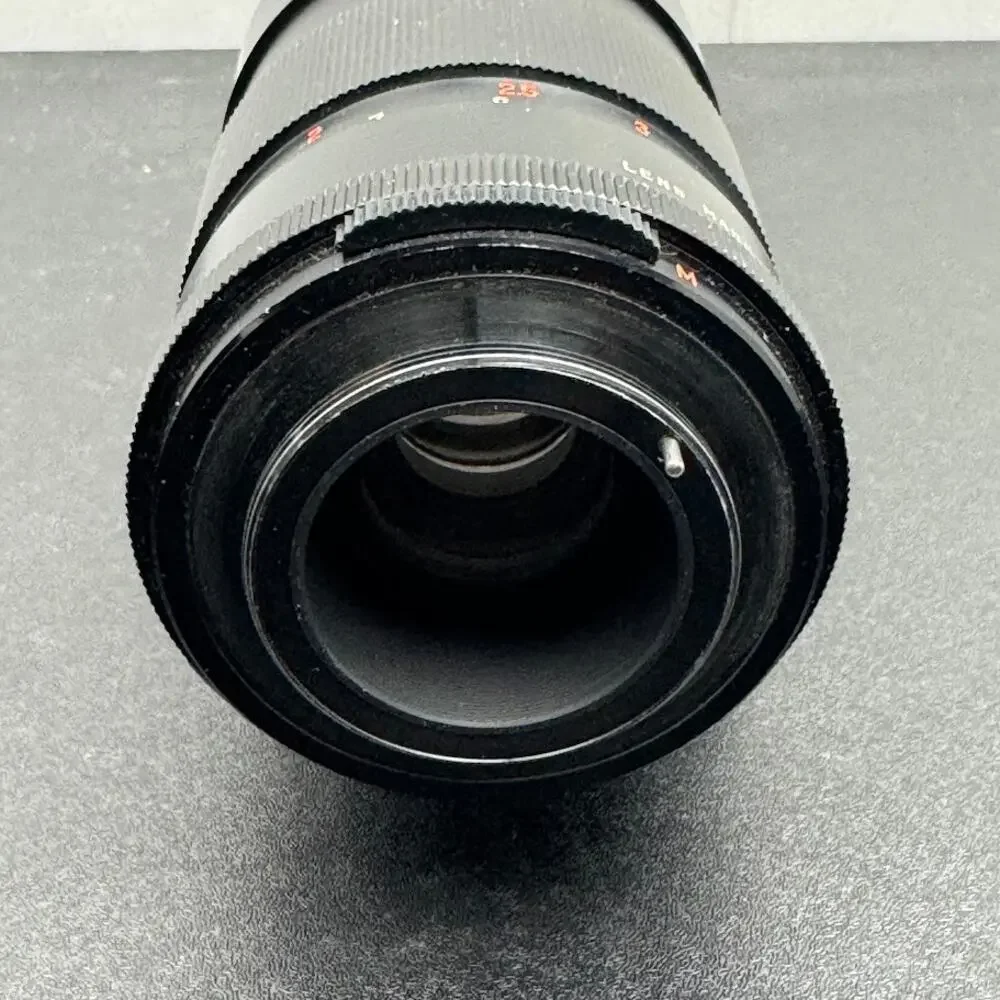 Auto Vivitar Telephoto 135mm 1:2.8 Lens with Automatic Tele Converter 2x-1 Japan